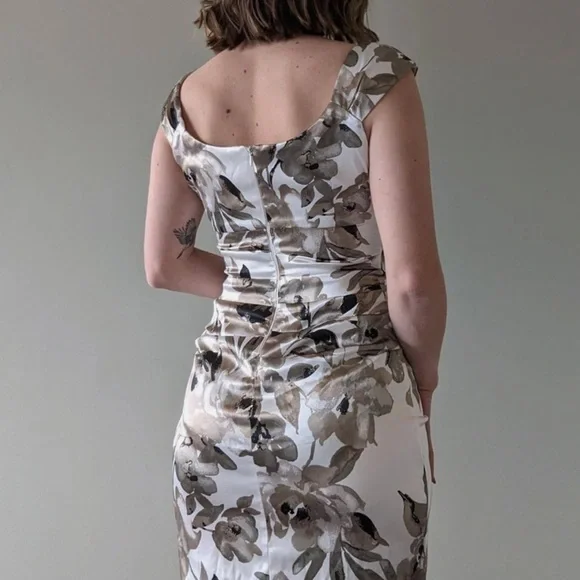 London Times Drapey Satin Ruched Floral Cocktail Dress Sz 4 - Picture 10 of 11